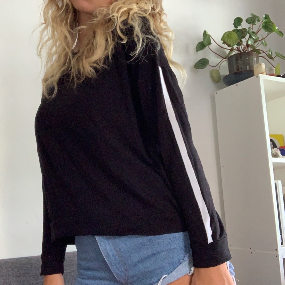 Black Long Sleeve White Stripe Sleeve